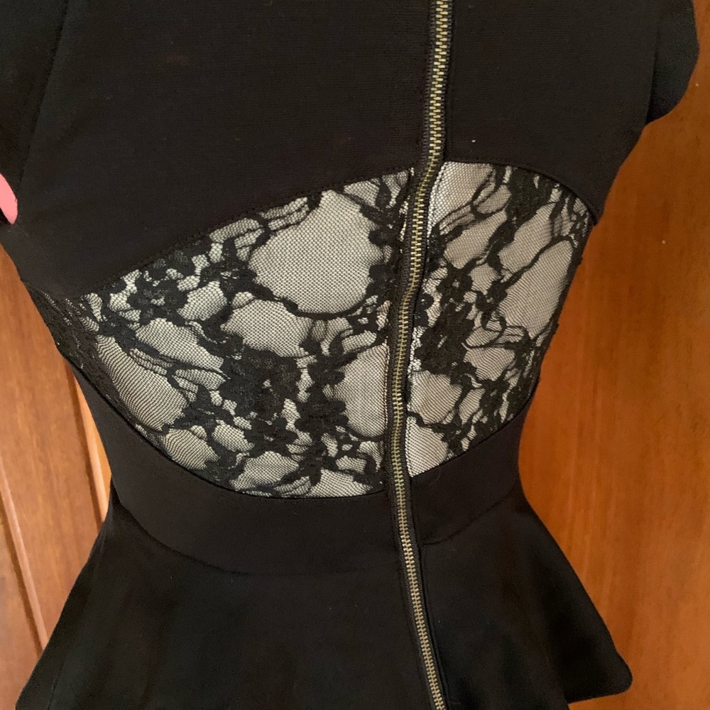 Express Dress - Picture 3 of 5